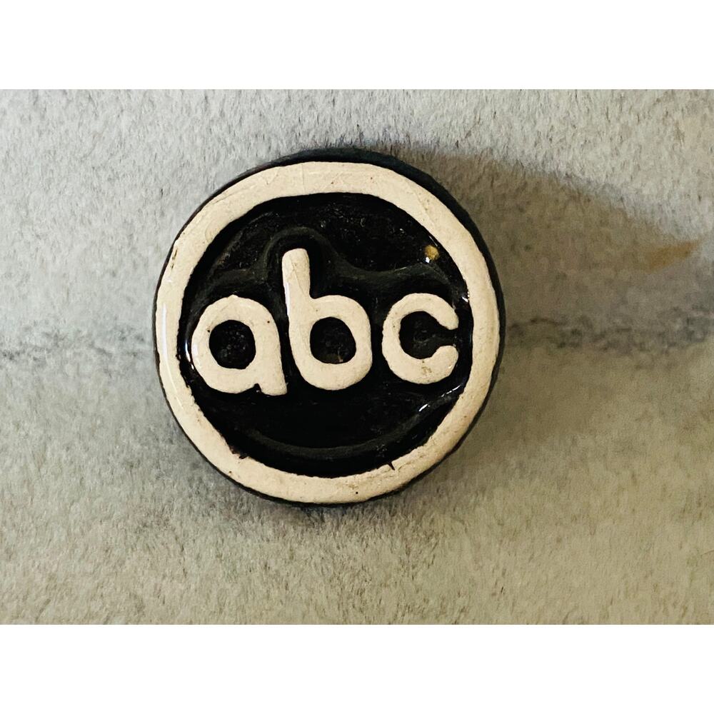 VINTAGE 1970s ABC American Broadcasting Network Hand Painted Clay Lapel Pin